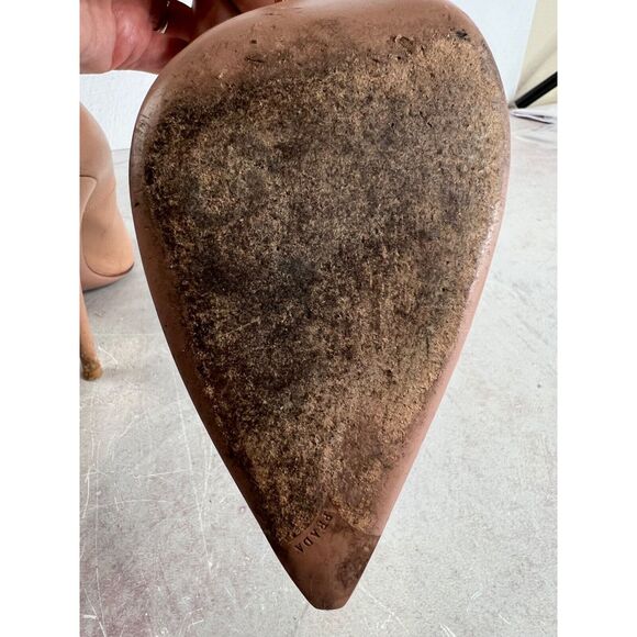 Prada Womens Nude Leather Pointed Toe High Heels Sz 39 - Picture 12 of 15